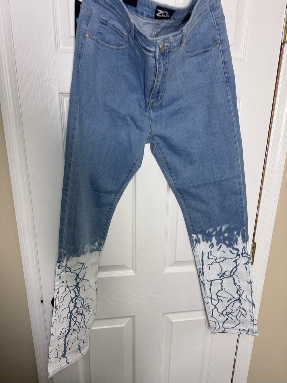 Blue Denim Jeans with White Painted Marble Hem
